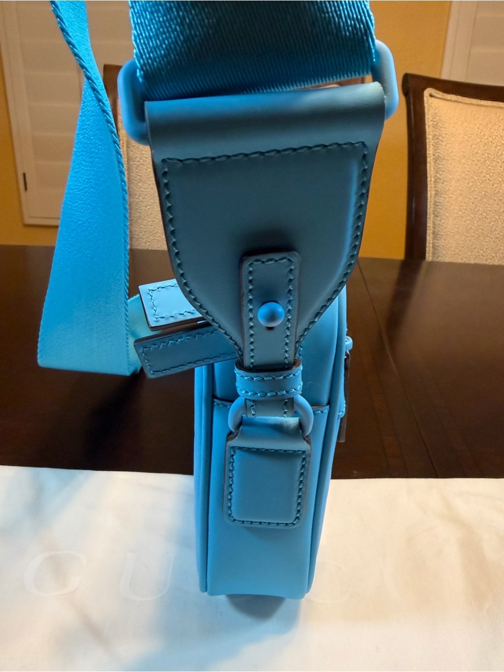 New Authentic Gucci GG Supreme Logo Blue Leather Shoulder Bag - Picture 9 of 16
